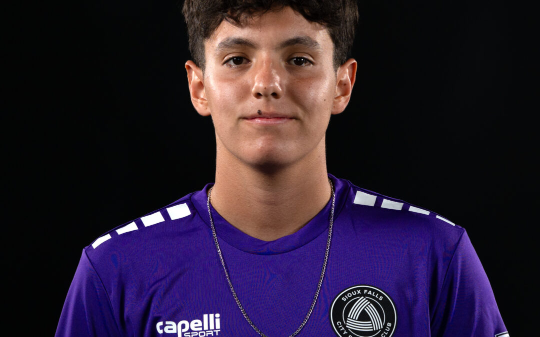 Iyán Hernandez